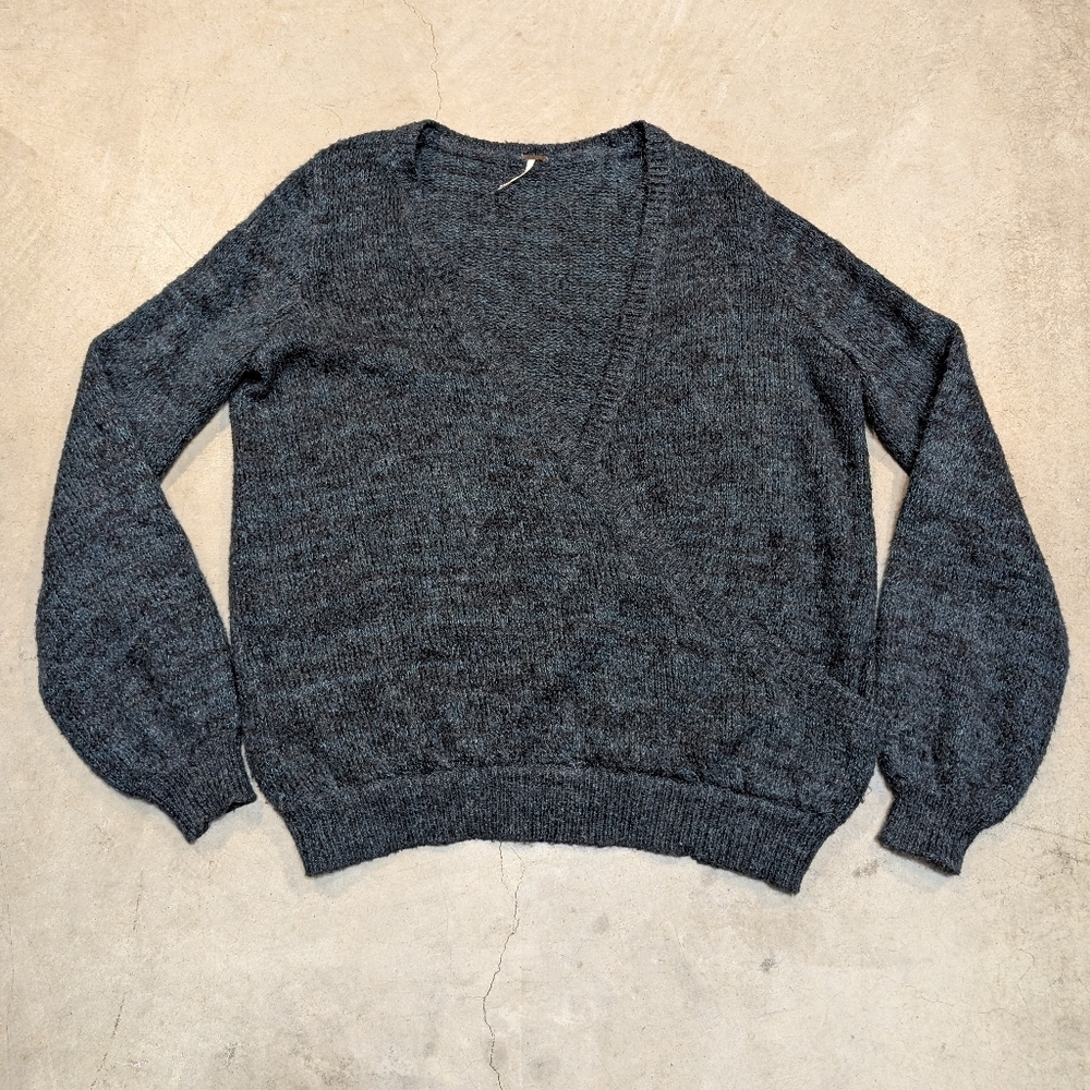 Free People Carina Sweater Charcoal Womens L Pullover Wool Alpaca Mohair Blend